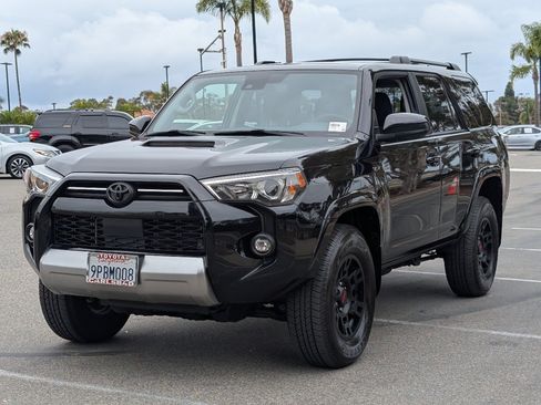 Used 2024 Toyota 4Runner TRD Off-Road AWD/4WD image 11
