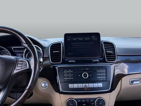 Used 2016 Mercedes-Benz GLE 350 image 6