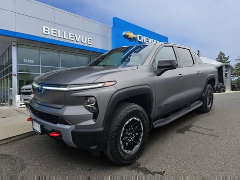 Used 2026 Chevrolet Silverado EV Trail Boss AWD/4WD image 3