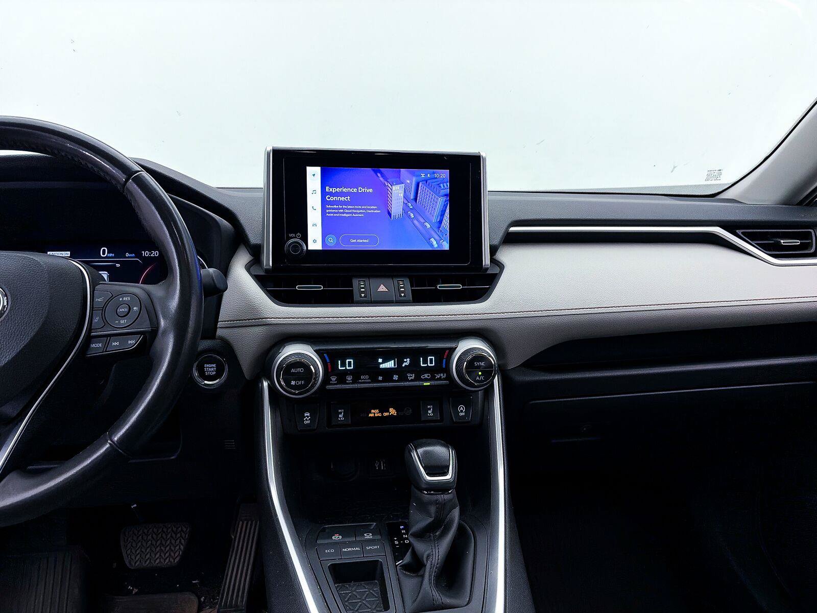 Used 2023 Toyota RAV4 XLE Premium FWD image 9