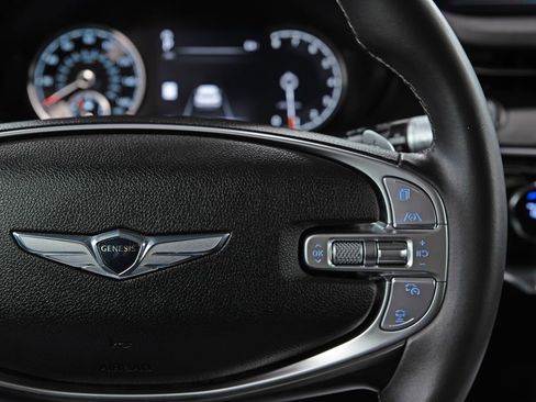 Used 2025 Genesis GV70 2.5T AWD/4WD image 26