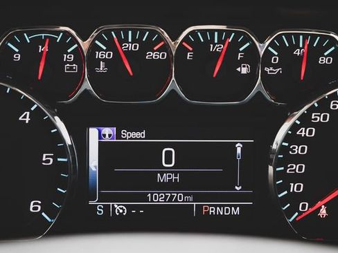 Used 2016 Chevrolet Silverado 1500 LT w/ All Star Edition image 8