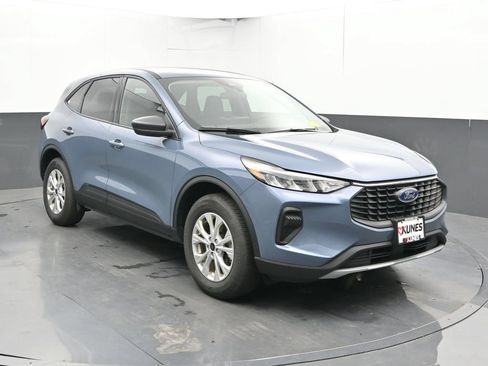 Used 2025 Ford Escape Active AWD/4WD image 6