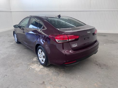 Used 2018 Kia Forte LX image 7