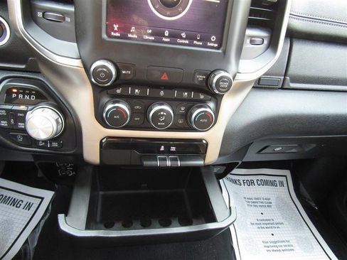 Used 2019 RAM 1500 Laramie w/ Off Road Group image 21