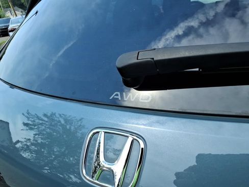 Used 2024 Honda HR-V Sport image 12