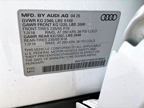 Used 2025 Audi Q3 2.0T Premium Plus w/ Premium Plus Package image 19