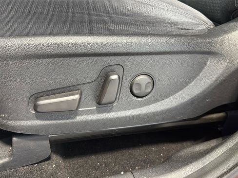 Used 2020 Hyundai Santa Fe SEL image 21