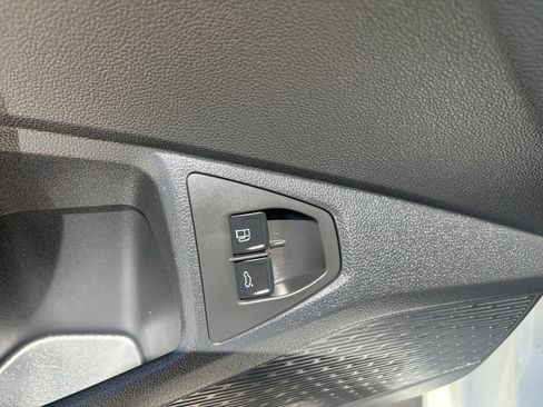 Used 2024 Volkswagen Jetta Sport FWD image 25