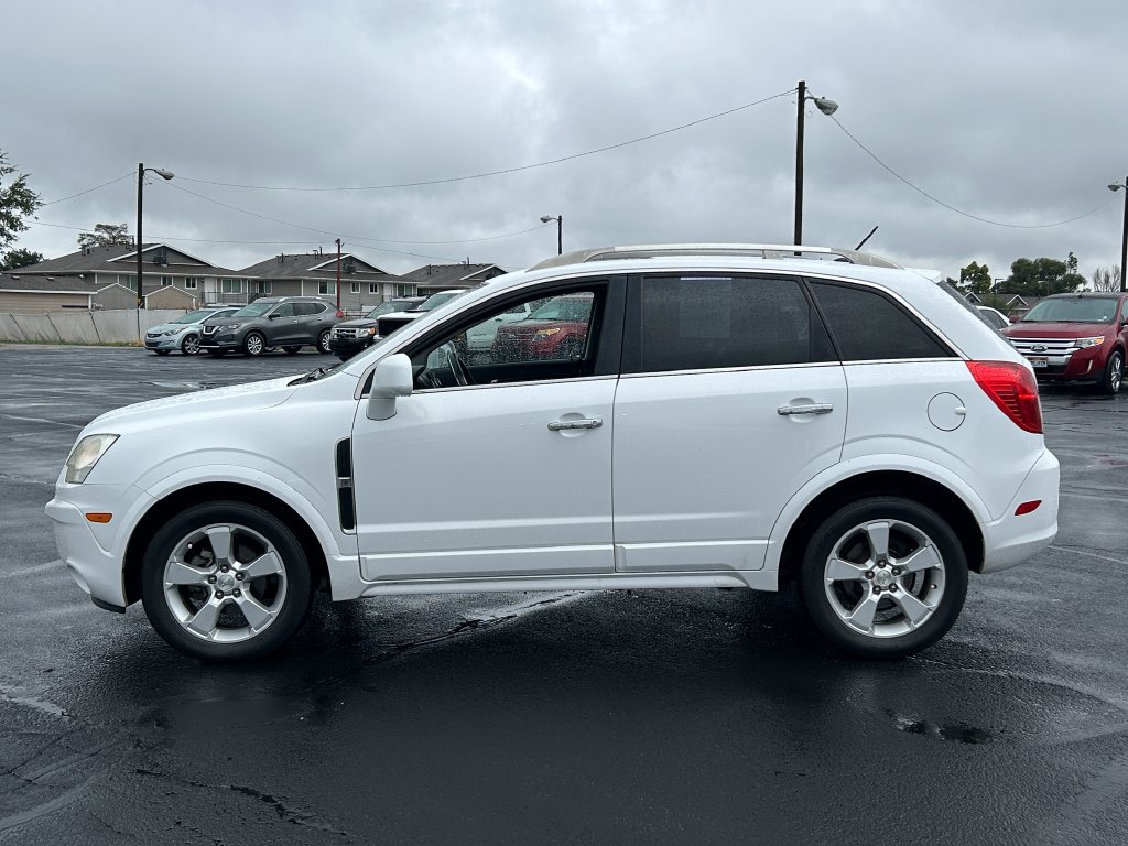 Used 2014 Chevrolet Captiva Sport LTZ FWD image 7
