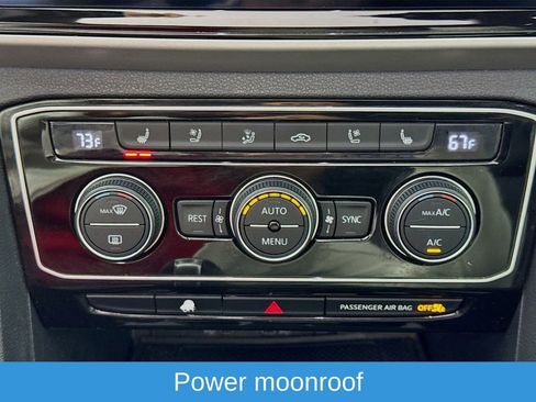 Used 2021 Volkswagen Atlas SEL Premium image 17