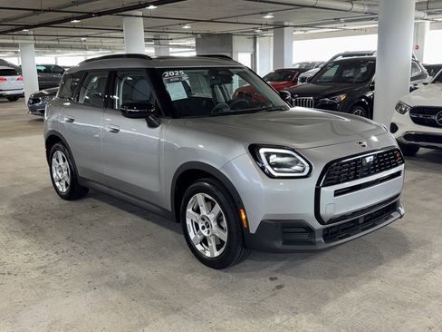Used 2025 MINI Cooper Countryman S AWD/4WD image 2