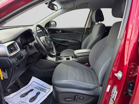 Used 2016 Kia Sorento AWD w/ LX Convenience Package image 10