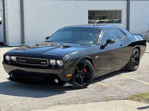 Used 2012 Dodge Challenger SRT8 w/ Premium Sound Group RWD image 2