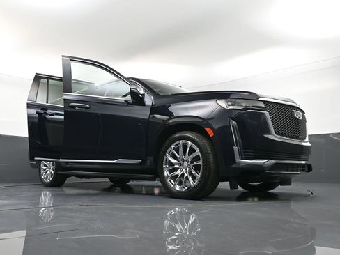Used 2023 Cadillac Escalade ESV Premium Luxury Platinum w/ LPO, Radiant Package AWD/4WD image 43