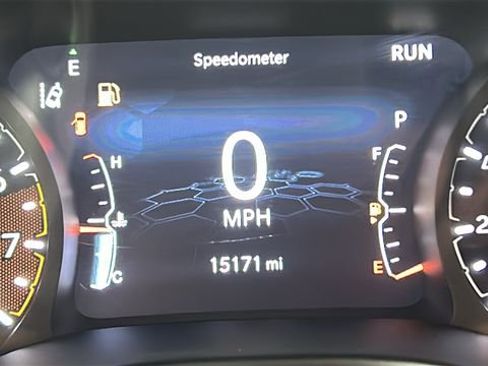 Used 2024 Jeep Compass Latitude AWD/4WD image 19