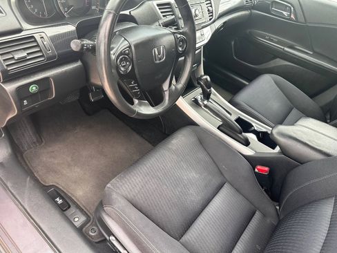 Used 2014 Honda Accord Sport image 10