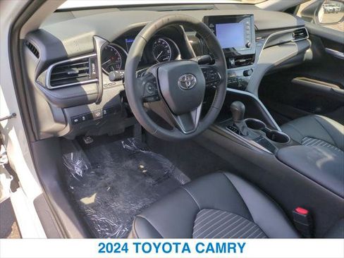 Used 2024 Toyota Camry SE w/ Convenience Package FWD image 14