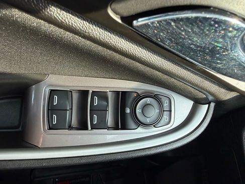 Used 2020 Chevrolet Malibu RS image 22