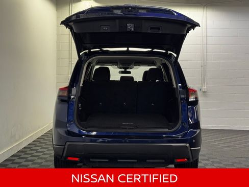 Certified 2025 Nissan Rogue SV AWD/4WD image 36