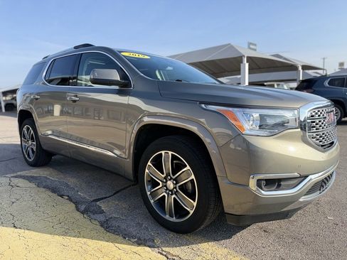 Used 2019 GMC Acadia Denali w/ Technology Package image 3