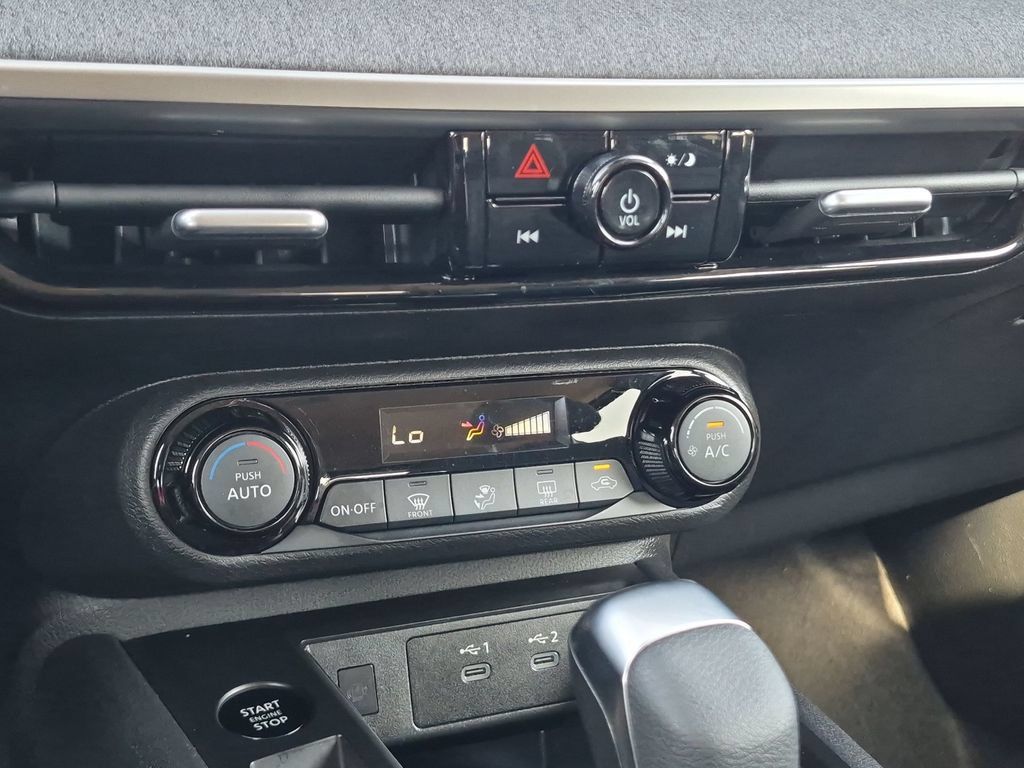 Certified 2026 Nissan Kicks SV FWD image 22