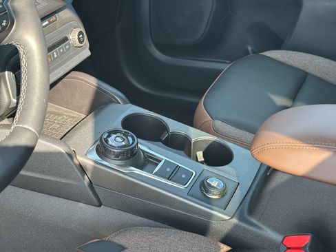 Used 2025 Ford Bronco Sport Outer Banks w/ Outer Banks Tech Package+ AWD/4WD image 18