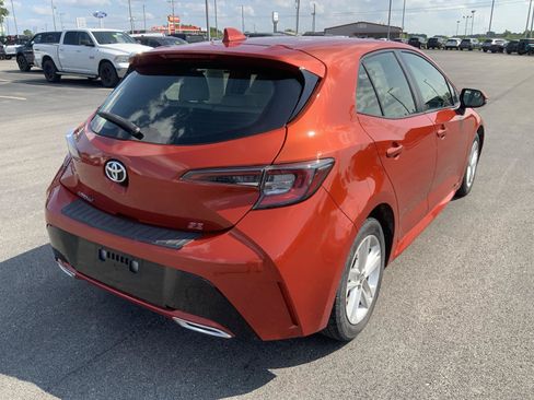 Used 2019 Toyota Corolla SE w/ Carpet Mat Package FWD image 13