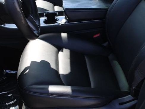 Used 2020 Tesla Model 3 Long Range AWD/4WD image 27
