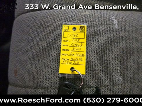 Used 2015 Chevrolet Express 3500 Extended image 23