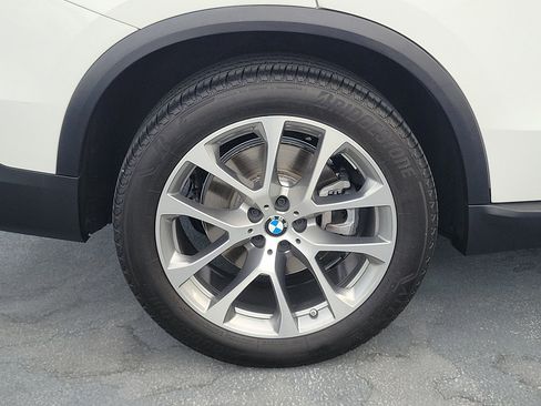 Used 2025 BMW X5 sDrive40i w/ Parking Assistance Package RWD image 6