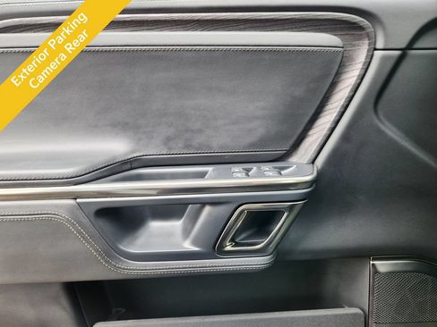 Used 2022 Rivian R1T Adventure AWD/4WD image 11