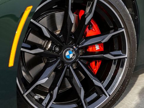 Certified 2025 BMW Z4 M40i w/ Edition image 11