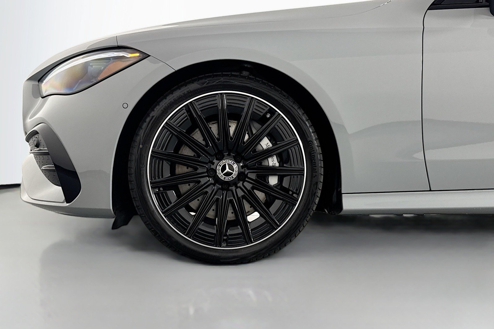 New 2026 Mercedes-Benz CLE 450 4MATIC Coupe image 9