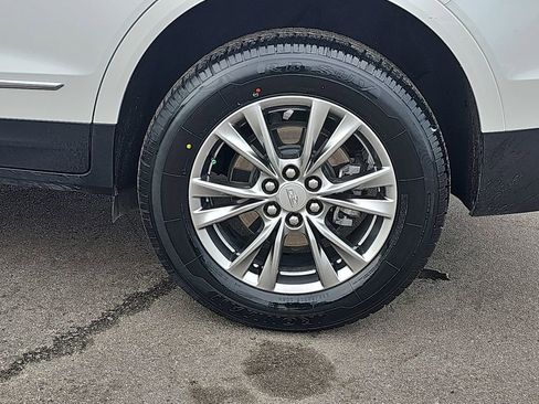 Used 2020 Cadillac XT5 Premium Luxury w/ LPO, Floor Liner Package image 37