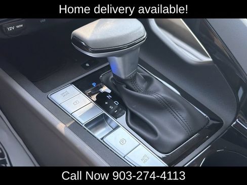 Used 2025 Hyundai Elantra SEL FWD image 24