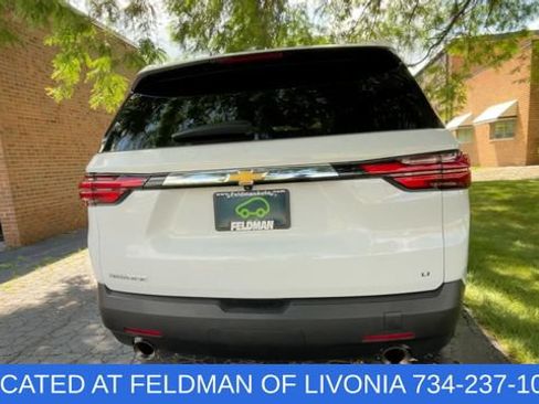 Used 2023 Chevrolet Traverse LT FWD image 7
