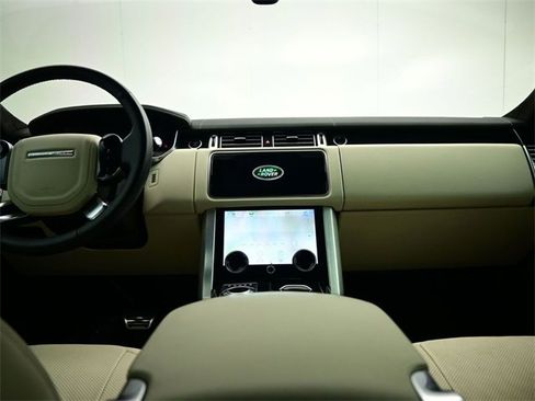 Used 2022 Land Rover Range Rover P525 Westminster Edition image 6