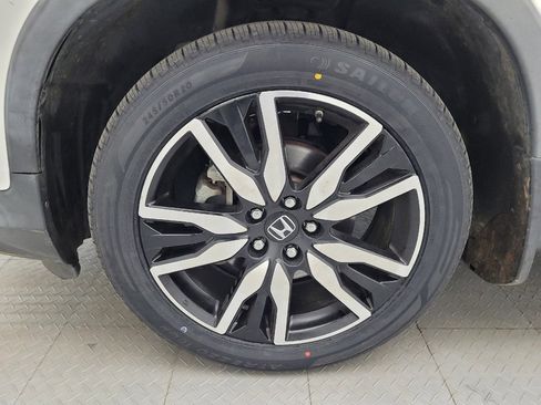 Used 2020 Honda Pilot Elite image 31