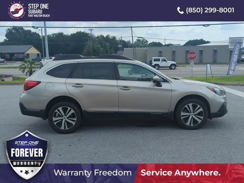 Used 2019 Subaru Outback 3.6R Limited w/ Popular Package #2 AWD/4WD image 8