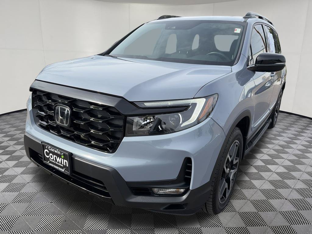 Used 2023 Honda Passport Elite image 3