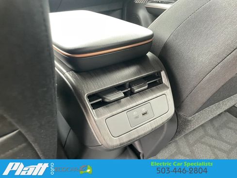 Used 2023 Nissan Ariya FWD image 43
