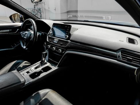 Used 2021 Honda Accord Sport image 15