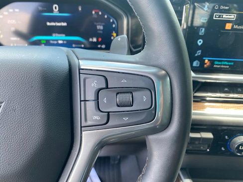 Used 2026 Chevrolet Silverado 1500 LT Trail Boss w/ Convenience Package II AWD/4WD image 27