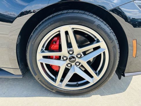 Used 2024 Ford Mustang GT Premium RWD image 37