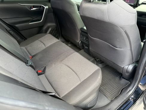 Used 2020 Toyota RAV4 XLE w/ Convenience Package AWD/4WD image 19