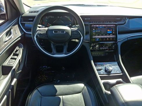 Used 2024 Jeep Grand Cherokee Limited 4xe AWD/4WD image 13