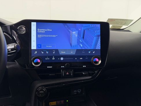 Used 2023 Lexus NX 350h AWD image 19