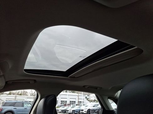 Used 2016 Lincoln MKZ w/ Equipment Group 300A Reserve image 15