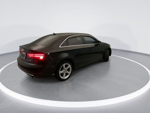 Used 2019 Audi A3 2.0T Premium image 4